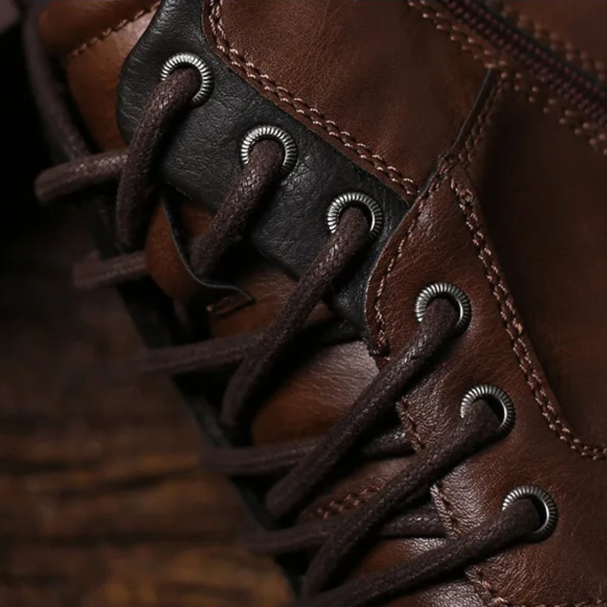 The Oakshade Men’s Military Combat Leather Boots