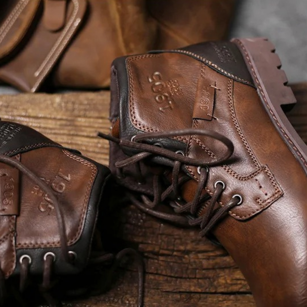 The Oakshade Men’s Military Combat Leather Boots