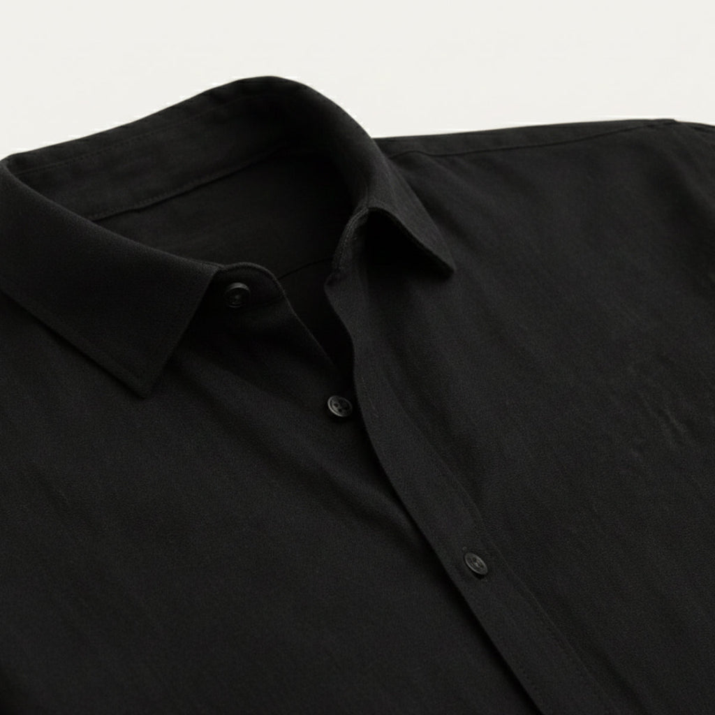 The Rovato Men's Lightweight Long Sleeve Button Shirt
